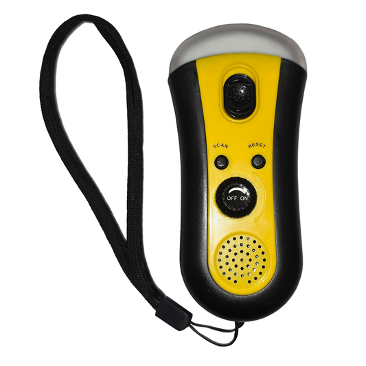 Wind-Up Multi-Function Flashlight with Built-In FM Radio